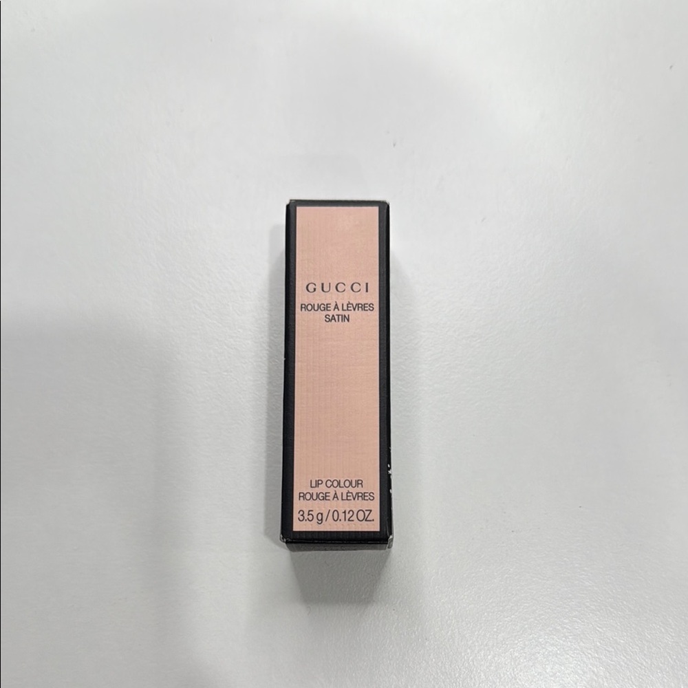 Gucci 500 Odalie Red lipstick